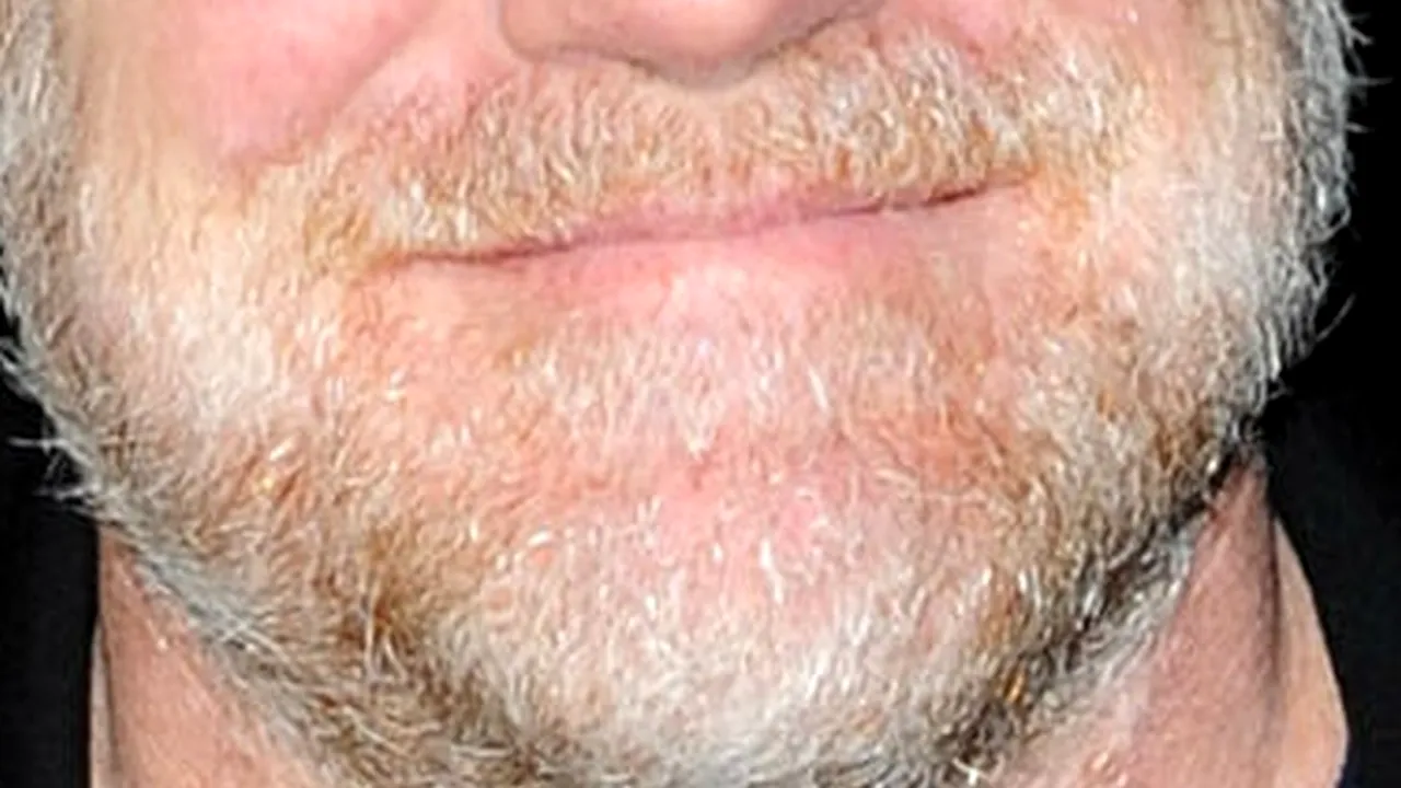 PHILIP SEYMOUR HOFFMAN A MURIT. Actorul a fost găsit cu un ac înfipt în mână