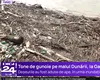 Tone de gunoaie la malul Dunării, la Galați, în urma inundațiilor. Cine trebuie să le adune și ce riscă cei care nu o fac