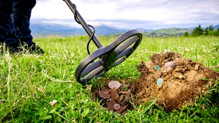 Un bărbat a păstrat un bolovan maroniu, timp de zece ani, sperând să fie aur în interiorul său. Descoperirea ulterioară a fost și mai ULUITOARE