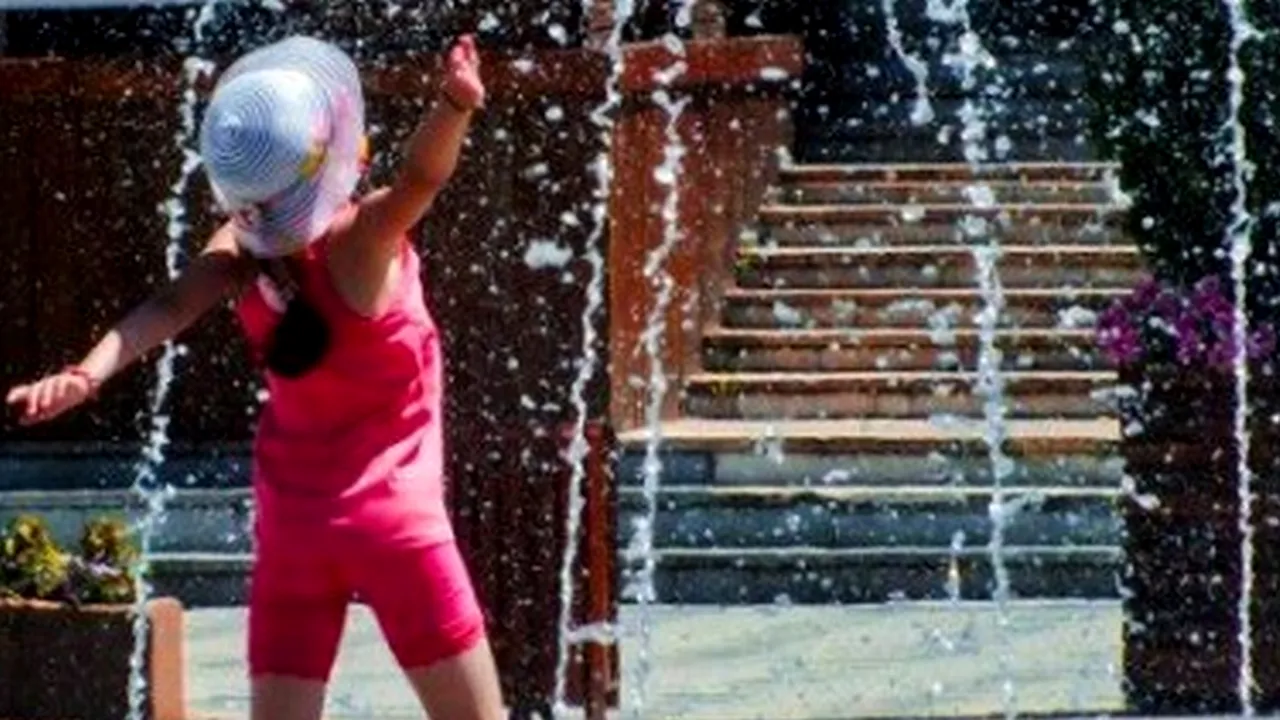 VREMEA. Cod portocaliu de caniculă în șase județe și București, miercuri și joi. Temperaturile urcă la 40 de grade