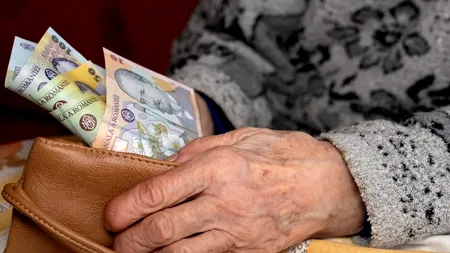 Pensionarii au început să se împrumute de bani la CAR pentru cadouri și sărbători. Bătrânii nu au fonduri pentru alimentele de bază