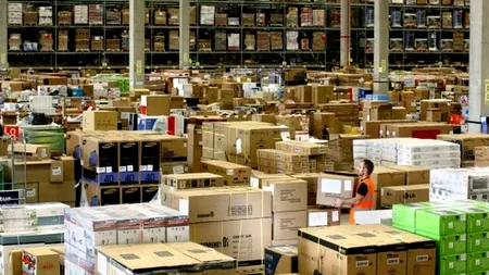 O zi de muncă la Amazon.com: 18 kilometri parcurși pe jos și o comandă la 33 de secunde
