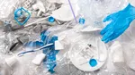 Inovație: Plasticul biodegradabil, transformat în îngrășământ după utilizare