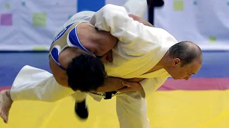 Lider al opoziției ruse despre Putin: „Sper că nu va apăsa butonul nuclear cu o secundă înainte de a muri