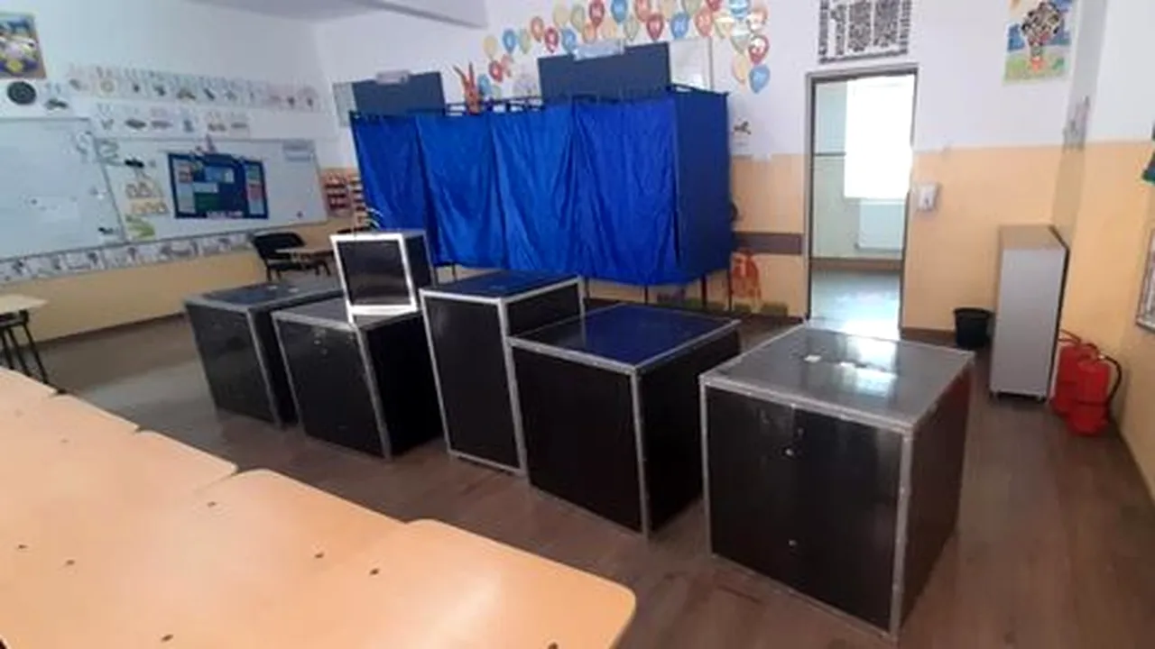 Primarul Constanței a fost amendat după ce a încălcat obligația de a dota fiecare secție de votare cu cinci URNE. Reacția edilului