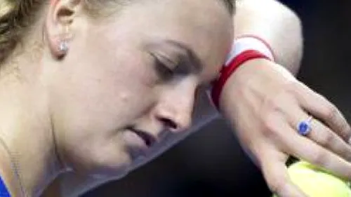 Petra Kvitova va lipsi minimum trei luni, după ce un hoț a atacat-o în casa ei din Cehia
