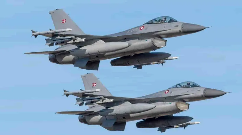 Ucraina RECRUTEAZĂ din străinătate piloți pentru avioanele F-16