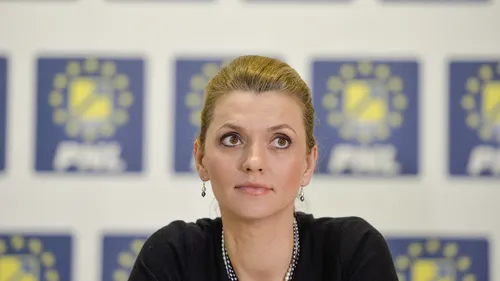 Alina Gorghiu cere demisii în lanț dacă Dacian Cioloș nu va fi premier după alegeri. Cine sunt principalii vizați