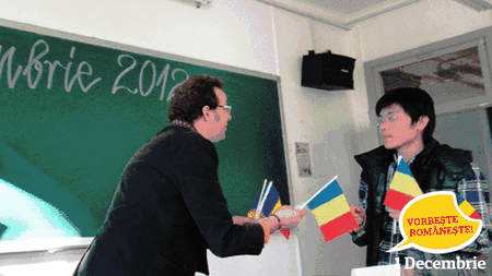 VORBEȘTE ROMÂNEȘTE. Cine sunt profesorii care predau româna la New Delhi, Beijing și New York. 