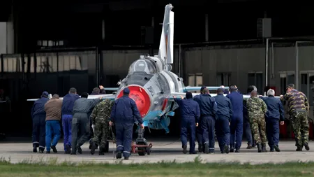 EXCLUSIV | Armata Română nu a mai putut apăra flancul estic al NATO după ce a fost înșelată de o grupare de crimă organizată. Mai multe avioane MIG-21 au fost avariate