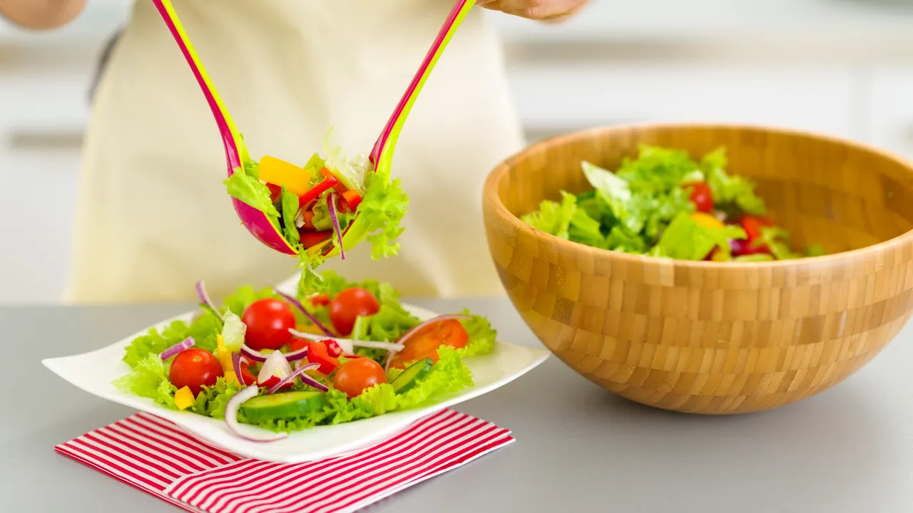 Nicio mâncare nu este sănătoasă. Nici măcar salata