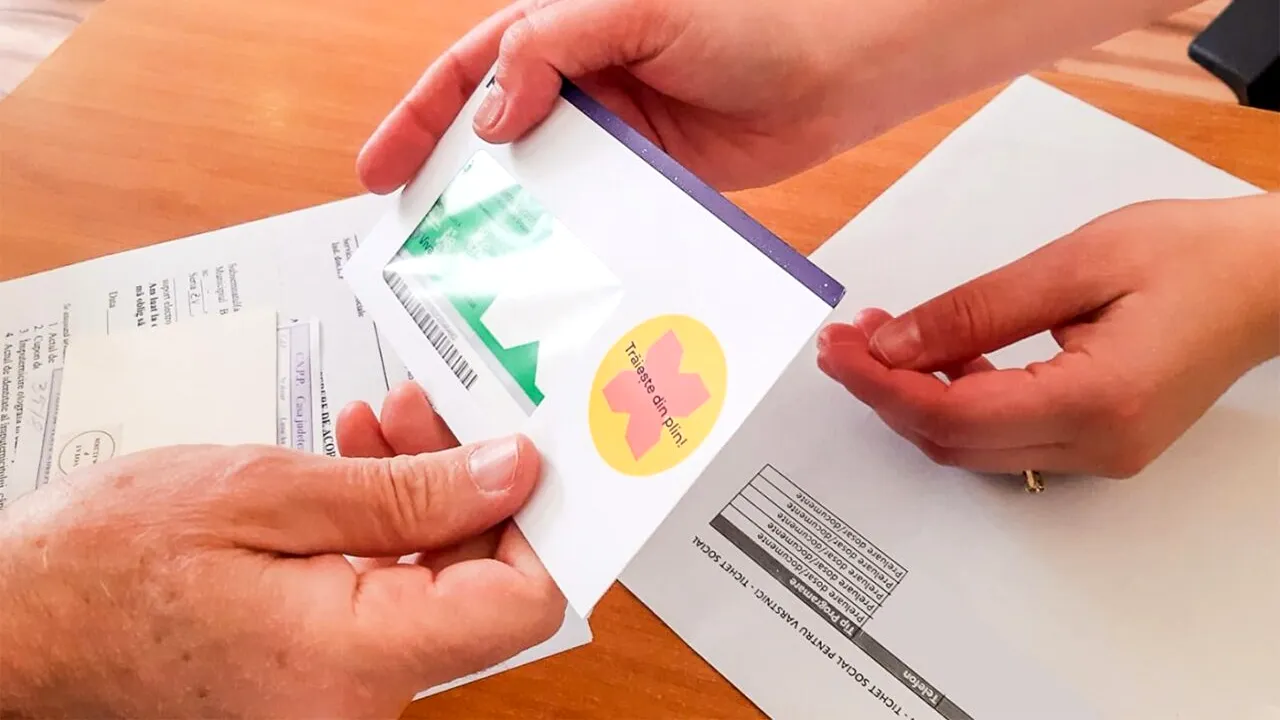 Voucher de 100 lei pentru această categorie de pensionari români, cu ocazia Paștelui. Cine se încadrează