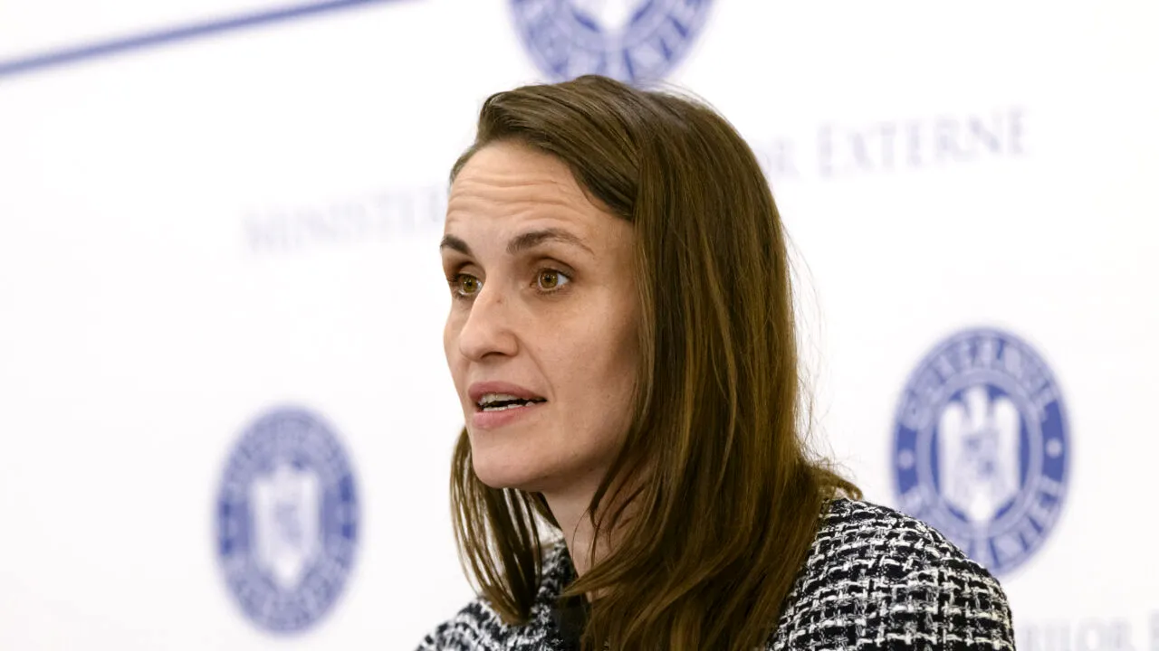 Țoiu cere „adoptarea rapidă” a celui de-al 19-lea pachet de sancțiuni împotriva Rusiei, după ce o dronă rusească a intrat în spațiul aerian românesc