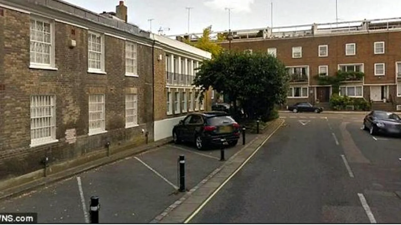 Prețul uriaș al unui simplu loc de parcare. De ce costă mai mult decât un Rolls Royce