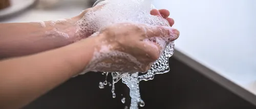 CORONAVIRUS. De ce nu te speli corect pe mâini, conform experților