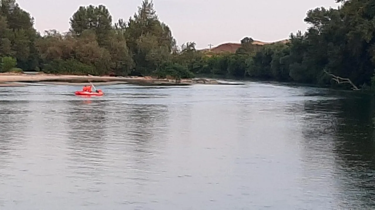 Un bărbat băut, din județul Arad, s-a aruncat de pe un pod în râul Mureș. A vrut să se răcorească, dar nu a mai ieșit la suprafață
