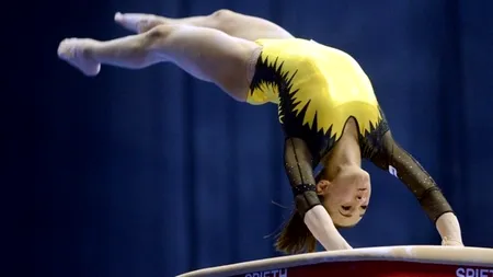 Cinci medalii într-o zi pentru gimnaștii români. Larisa Iordache a luat AURUL LA BÂRNĂ. Alte trei medalii de argint și un bronz duminică pentru Iordache, Bulimar și Koczi