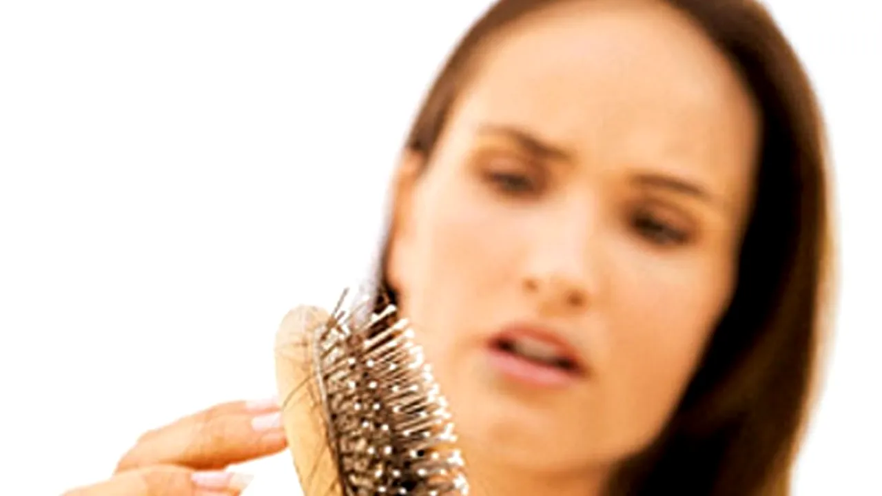 Cum se poate scăpa de chelie