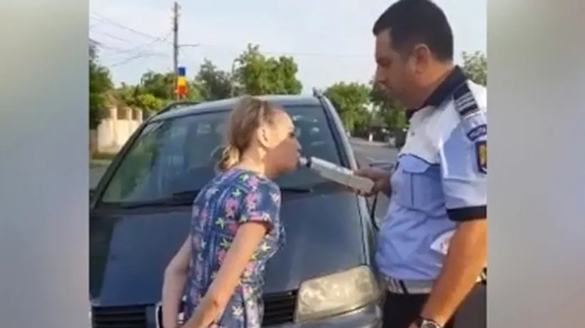 Cum să nu sufli în fiolă: O tânără din România a devenit vedetă pe internet după ce a fost testată cu alcooltestul - VIDEO