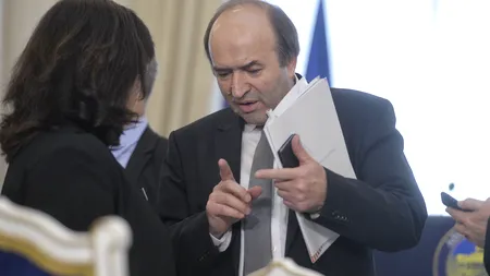 Tudorel Toader anunță desecretizarea informațiilor din arhiva SIPA