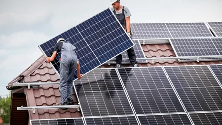 Cât te costă să îți pui panouri fotovoltaice în 2026. În câți ani îți scoți investiția, de fapt