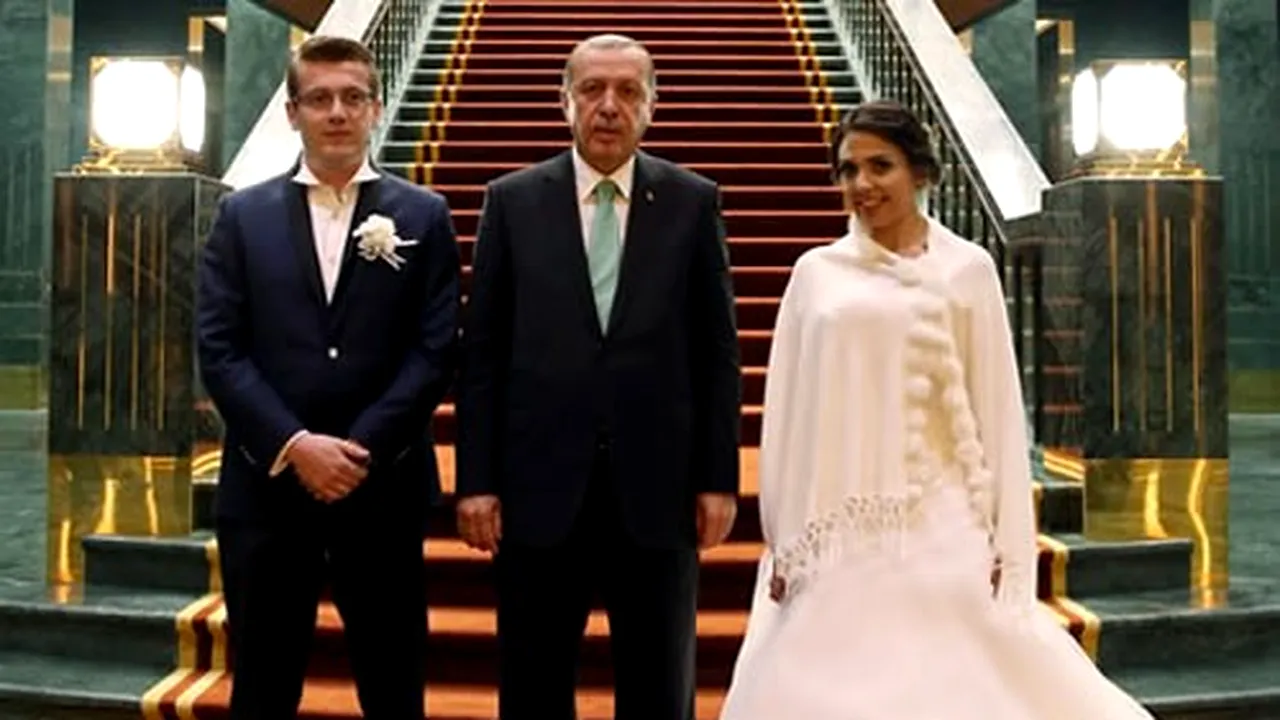 Ultima găselniță de propagandă a lui Erdogan. Imaginile publicate pe site-ul președinției turce