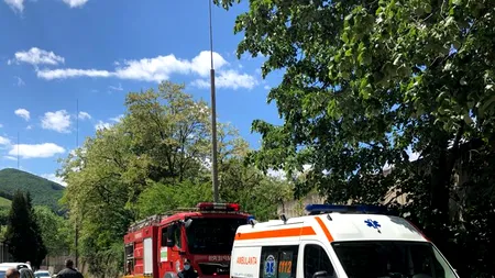 OPERAȚIUNE DE SALVARE. Explozie urmată de incendiu la Uzina Mecanică Cugir, soldată cu trei victime