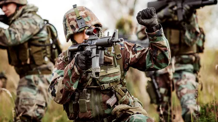 NATO nu susține propunerea lui Donald Trump de a majora cheltuielile de APĂRARE la 5% din PIB, însă ar putea stabili o nouă țintă în iunie