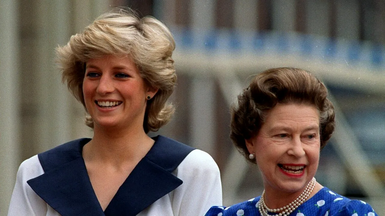 Ce i-a interzis regina Elizabeth a II-a prințesei Diana să facă la PALAT. Fosta soție a viitorului rege Charles, nevoită să recurgă la „contrabandă”