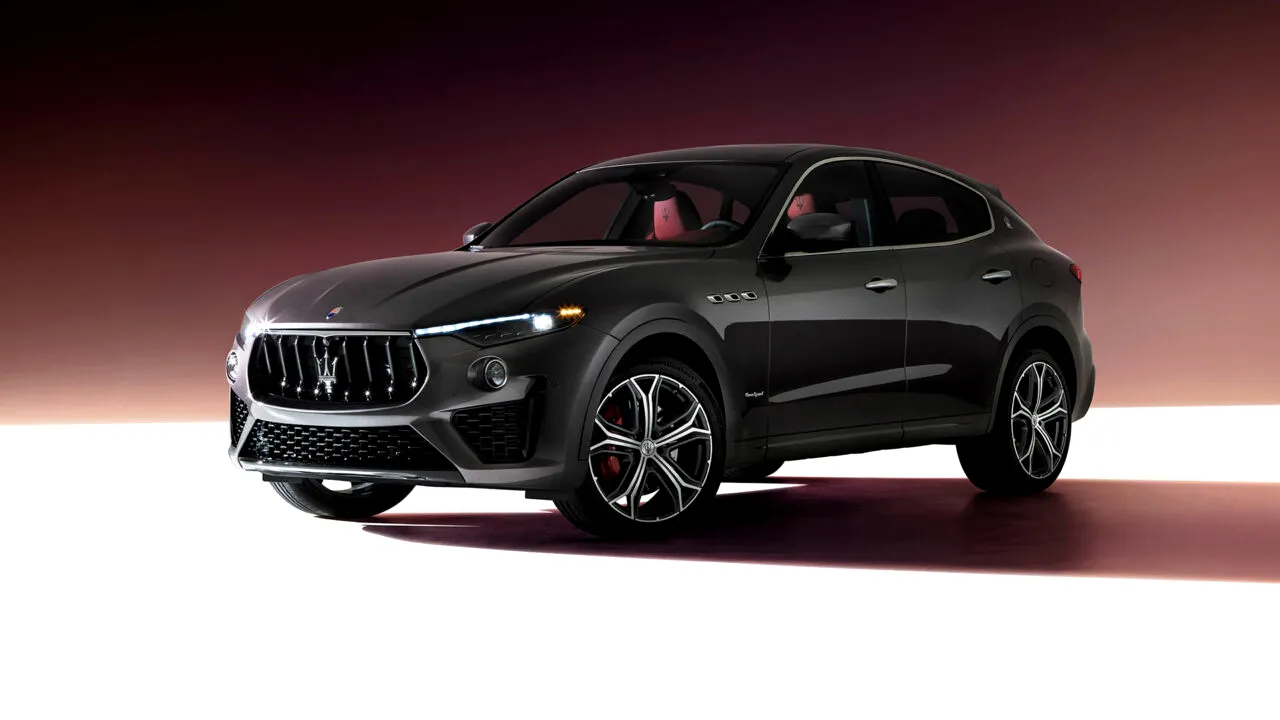 Licitație ANAF pe 14 octombrie. Cum poți cumpăra un Maserati la preț de Dacia Logan