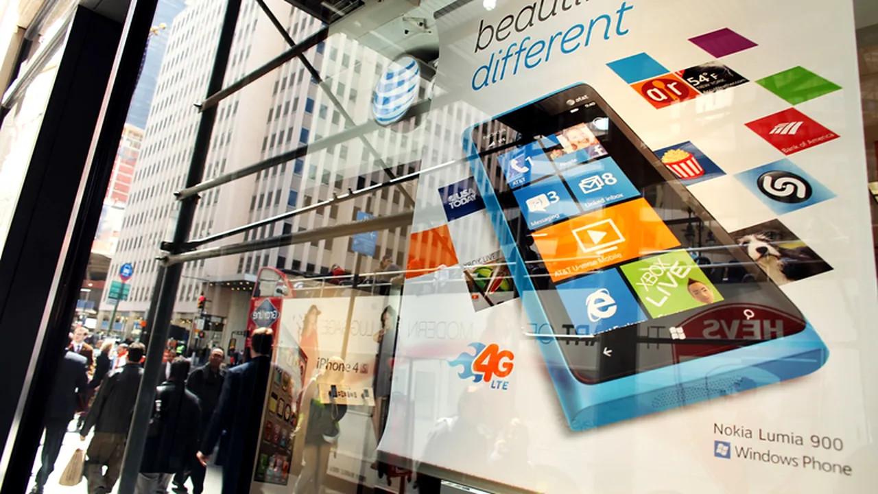 Anunțul Microsoft care a trimis acțiunile Nokia la MINIMUL ULTIMILOR 16 ANI