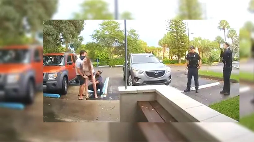 SCENE INCREDIBILE. A născut într-o parcare, în fața polițiștilor! Ce a urmat - VIDEO