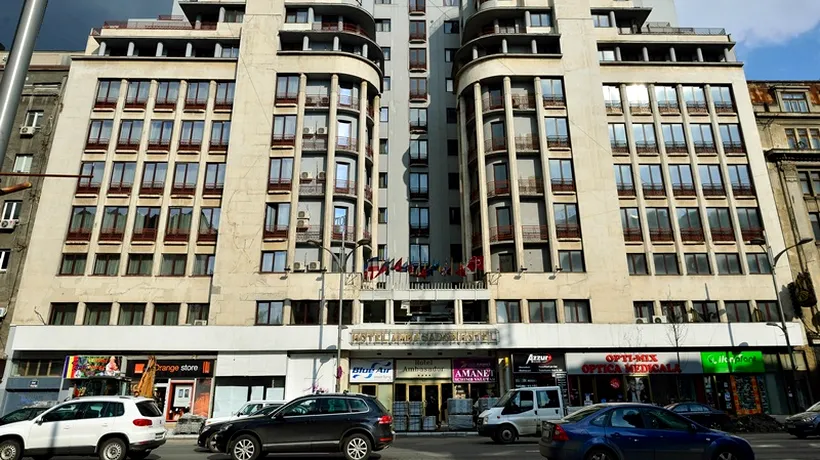 Un celebru hotel din București este de vânzare. Cât costă clădirea de pe Magheru