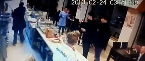 VIDEO - Un bărbat i-a atacat cu un cuțit pe angajații unui fast-food din Constanța