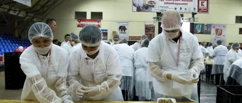 Câte zeci de mii de sarmale au fost gătite într-o singură oală. Recordul mondial, omologat la Odorheiu Secuiesc