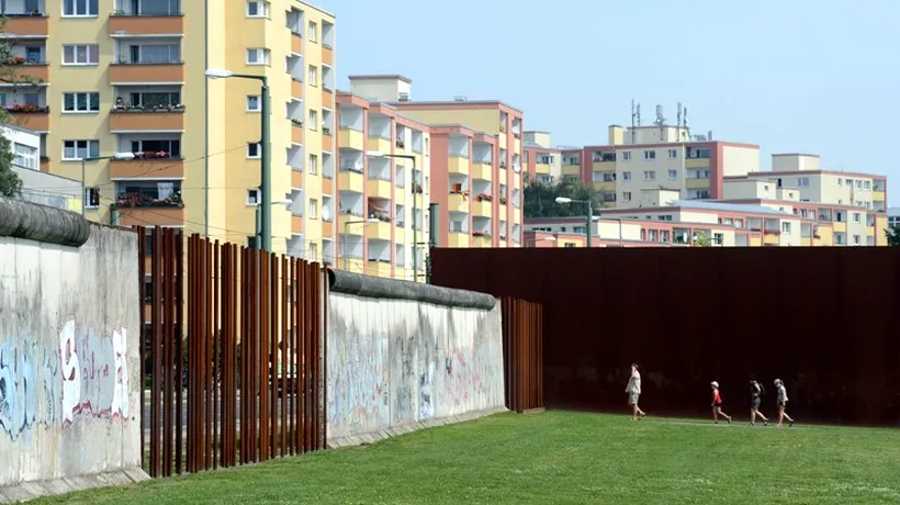 Zidul Berlinului, amenințat cu dispariția de către dezvoltatorii imobiliari