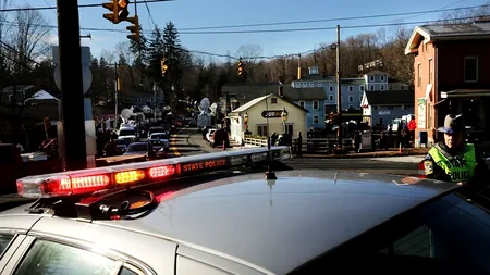 Filmul masacrului din Connecticut. Autorul crimelor a ucis 26 de persoane în mai puțin de trei minute, după care și-a luat viața