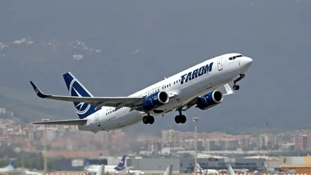 Ce salariu primește o stewardesă la TAROM. Ce studii trebuie să aibă la angajare