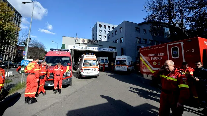 Pacientul ars, întors din drum pentru că avionul spre Belgia s-a defectat, a fost internat la Spitalul Floreasca