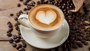 Momentul ideal din zi pentru a consuma cafea. Ce spune un specialist:  „Este ca și cum ai accelera un motor care deja merge la turație maximă”