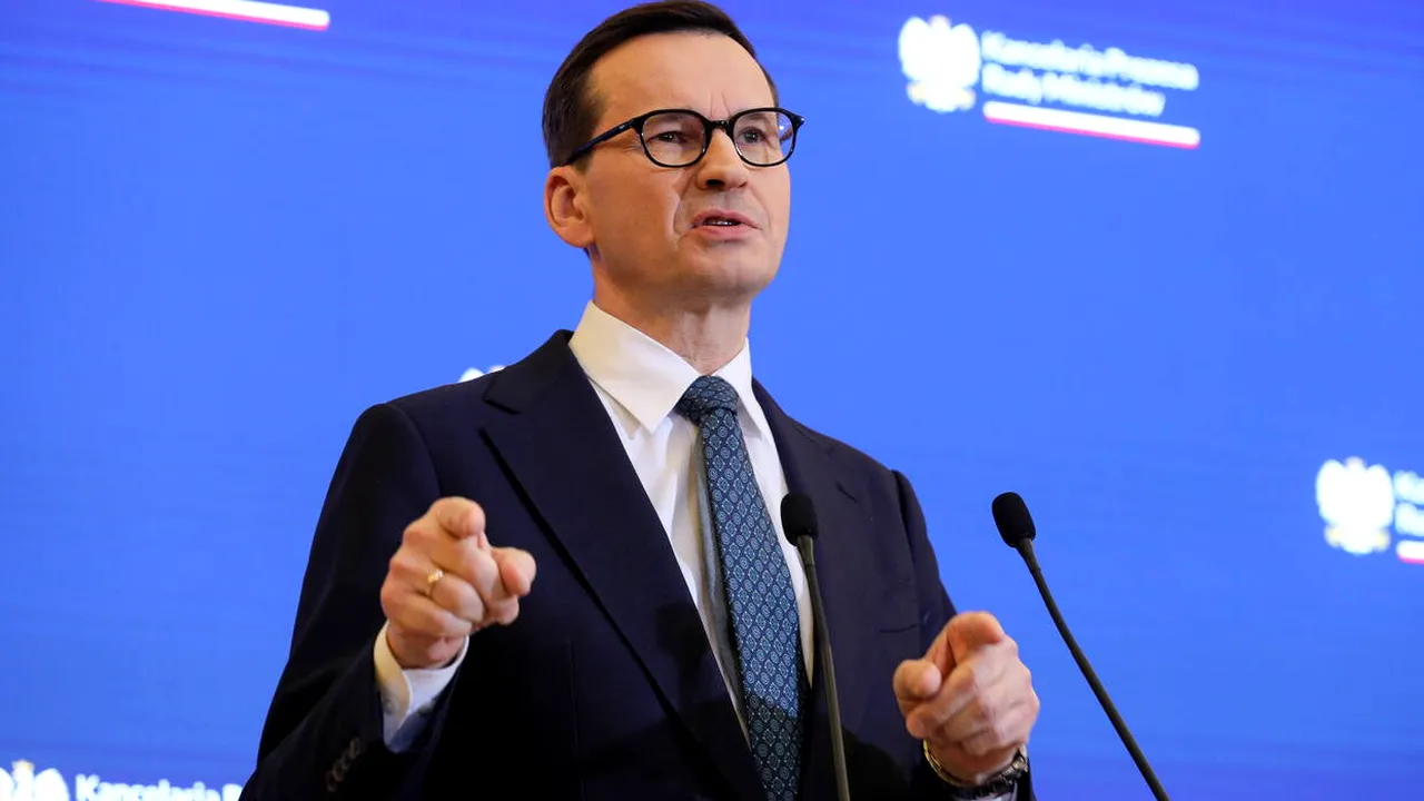 Preimierul Poloniei: „Vladimir Putin construiește noi lagăre de concentrare în estul Europei”