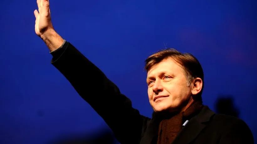 Antonescu îi dă replica lui Băsescu: Comasarea alegerilor nu ține de bunăvoința președintelui. Dacă vrem, putem să o facem