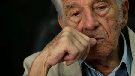 Trupul neînsuflețit al lui Sergiu Nicolaescu a fost depus la Cercul Militar Național