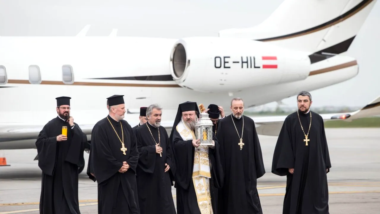 Lumina Sfântă va fi adusă și anul acesta cu un avion privat de la Ierusalim, pe aeroportul din Suceava. Ce evenimente vor mai avea loc în Bucovina