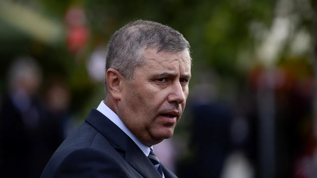 Păstrătorul de secrete de la Cotroceni, luat în vizor de Elena Lasconi. Fostul candidat la președinție dezvăluie public de ce nu-l schimbă Nicușor Dan pe unul dintre cei mai vechi șefi din România