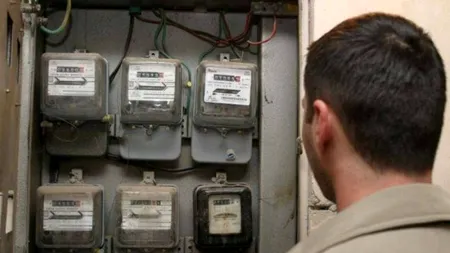 Caz incredibil! Un bărbat ar fi furat timp de 15 ani curentul de la Primărie