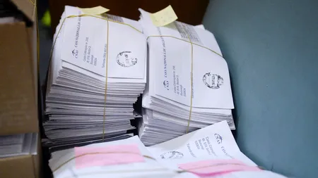 CASMB: Aproape 73.000 de bucureșteni nu și-au ridicat cardul de sănătate. 10.000 dintre ei, atenționați prin SMS