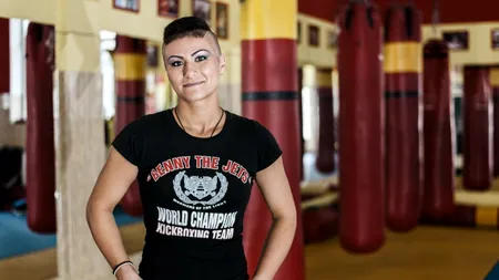 Povestea Cristianei, tânăra care luptă în fiecare zi. La propriu. „Nimic nu te poate schimba. Toate lucrurile care ți se întâmplă doar potențează ceea ce există deja în inima ta