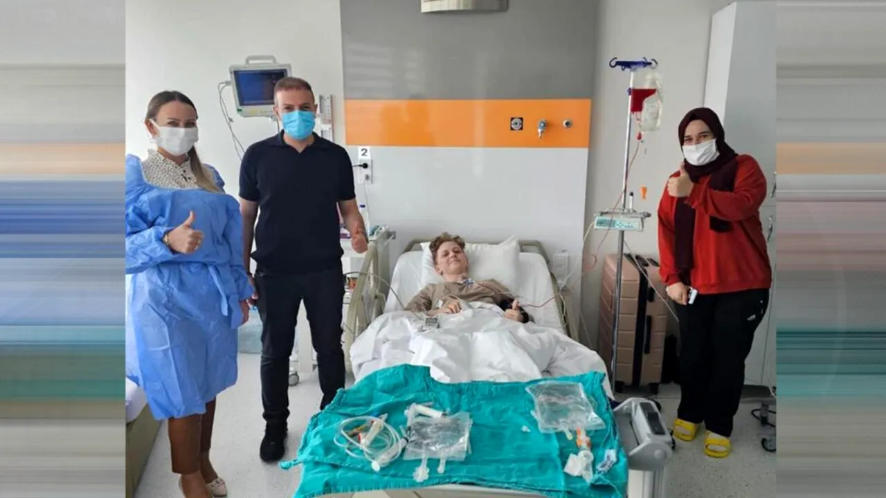 Alexandra, o tânără mămică de doi, are nevoie de noi! După ce a învins cancerul o dată, acum luptă cu o leucemie agresivă