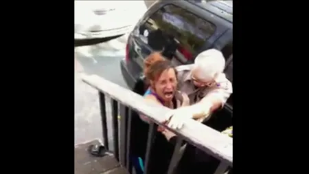 Acest politist a fost chemat la o misiune aparent banală. Lucrurile au scăpat total de sub control când a vrut să o aresteze pe femeie
